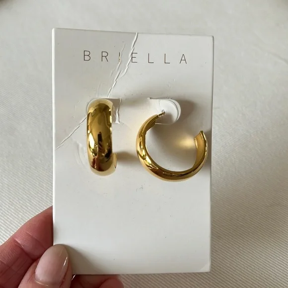 **COPY** Mejuri Chunky Gold Hoops - Picture 2 of 10